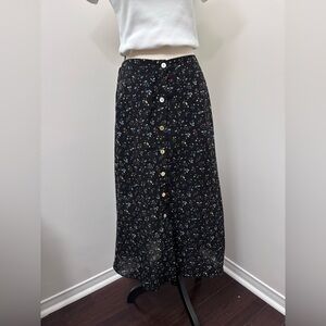 NWOT ICONE Black Floral A-Line Chiffon Midi Skirt Size M Buttons Modest